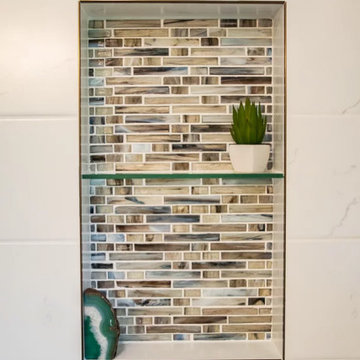 Minnetonka Main Floor Bath
