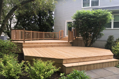 Deck - craftsman deck idea in Philadelphia