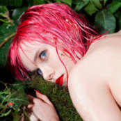 scarlett carlos clarke's photo