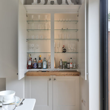 Bespoke Contemporary Kitchen & Bathroom Refurb