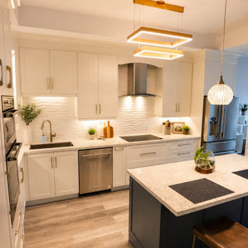 Penthouse Condo Apaerment in Square 1 - Remodeling