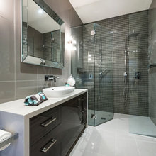 City apartment - Bathroom