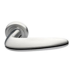 Carmen Handle by Manital - Door Hardware