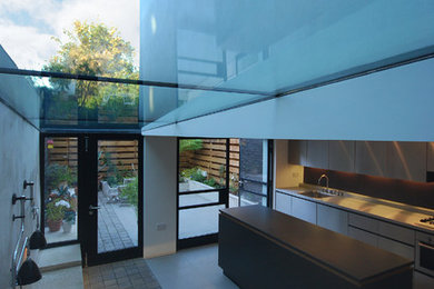 Photo of a contemporary home in Essex.