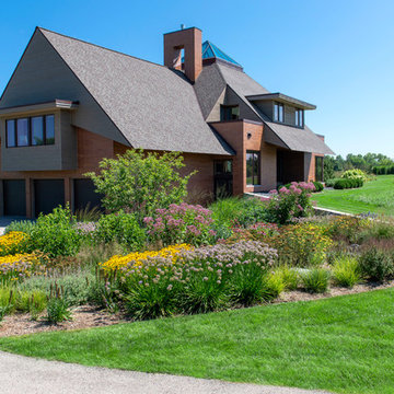 Contemporary New Home Landscape - Caledonia