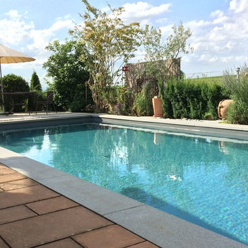 Pool im Garten
