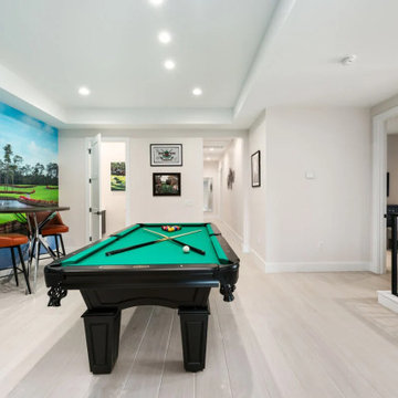 GATHERING ROOM