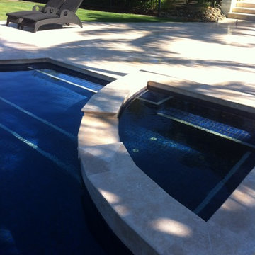 Brisbane Home - Light Travertine Pool & Entertaining Spaces