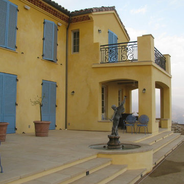 OJAI, French Riviera style, Lime wash paint.
