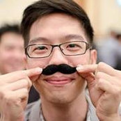 Ernest Simさんの写真