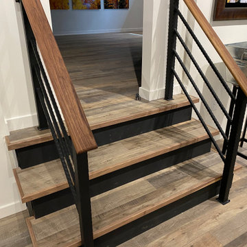 Custom Metal Modern Staircase Railing