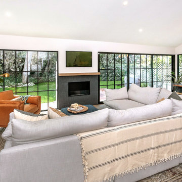 Transitional Contemporary One Level House