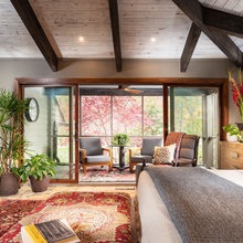 Cabin Apartment/Primary Bedroom