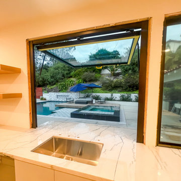ActivWall Gas-Strut Windows