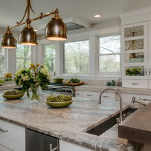 Kitchen cabinet