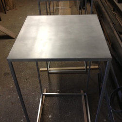 Aluminium cocktail tables - Products