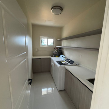 Custom Laundry Room Storage & Utility Space Layout