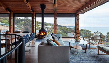 Architecture : Un cabanon de plage agrandi par un cube de verre