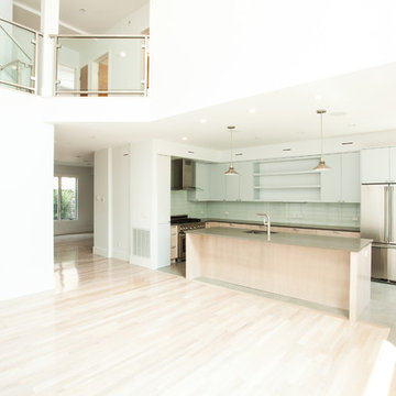 Uniquely Modern 2 Family
