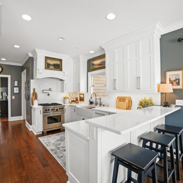 Chef's Kitchen & Butler Pantry