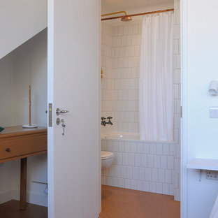 Bäder mit Korkboden und Einbauwaschbecken Ideen, Design & Bilder