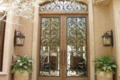 Example of a classic entryway design in Other