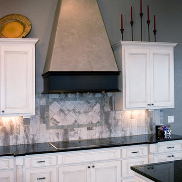 Kitchen Contrast