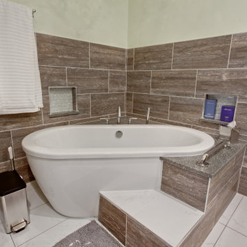 Beautiful Bathroom in Park Ridge