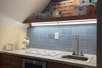 Minimalist home bar photo in Other