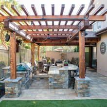 Outdoor Kitchen