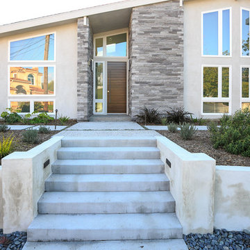 Mid-Century Open Floor Plan with View Deck