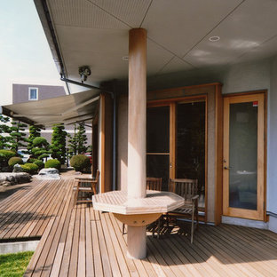 他の地域の和風のおしゃれな横庭のデッキ (オーニング・日よけ) の写真
