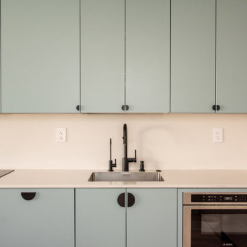 Contemporary Kitchen Remodel