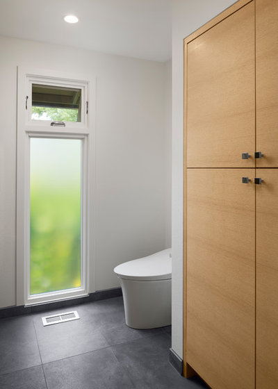 Midcentury Bathroom by Jenni Leasia Interior Design