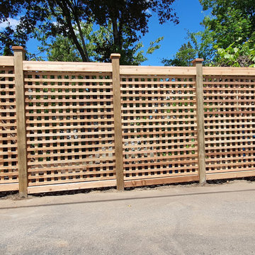 Custom 4×6 Square Lattice Fence Screens in Vancouver