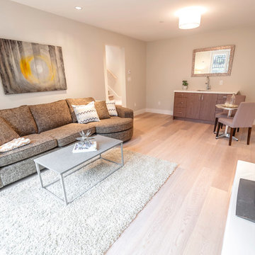 Home Staging - Cheerful and Bright