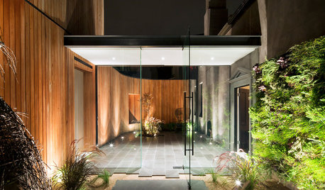 Crossing the Threshold: 7 Surprising and Stunning Home Entries