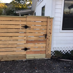 Cottage Wood Fence - Horizontal - Home Fencing And Gates