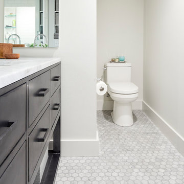 Craftsman Charm Meets Mid-Centruy Modern