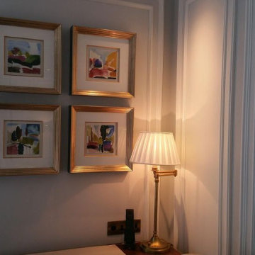 Allestimento interior,i profili in gesso come tratt d'union tra i vari ambienti