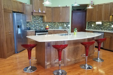 Inspiration for a transitional kitchen remodel in Cedar Rapids