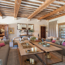 Mediterranean Living Room Design