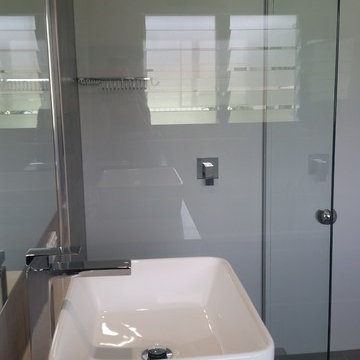 Upper floor main bathroom renovation