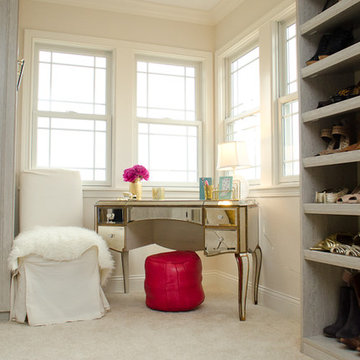 Luxurious Transitional Closet