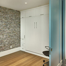 Murphy bed