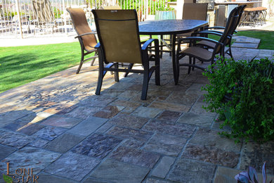 Example of a classic patio design in Phoenix