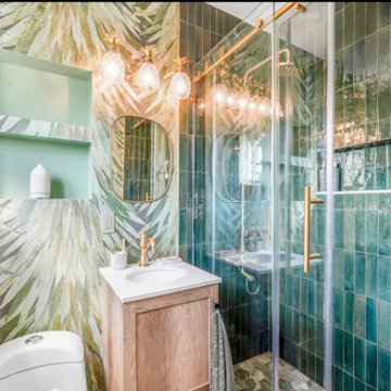 Jungle House - Bathrooms