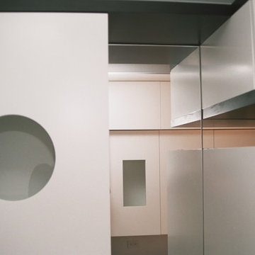 New York City Kitchen: Mirror and Golden Proportions