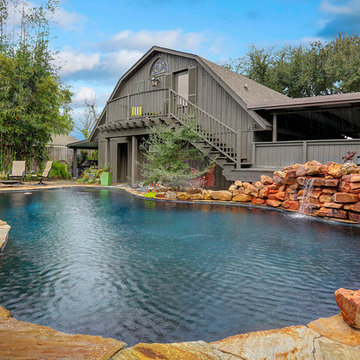 Empty Nester Retreat - Dark Pool Plaster