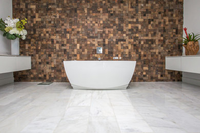 Inspiration for a contemporary bathroom remodel in Miami